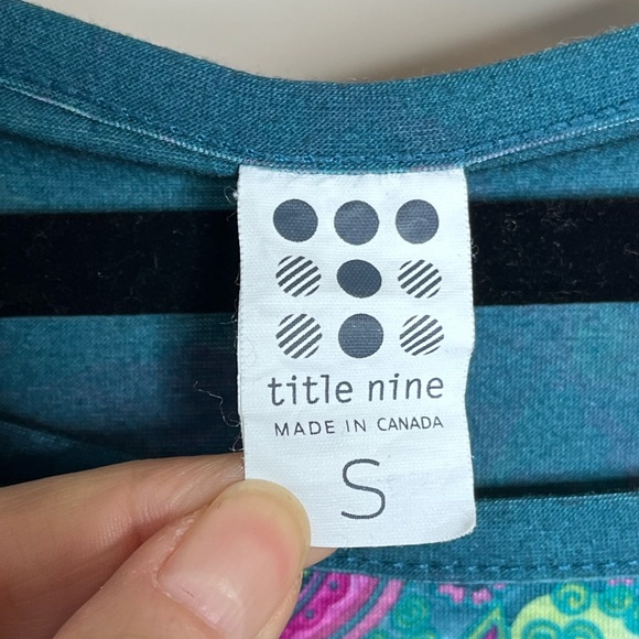 TITLE NINE Tech Athena Athletic Dress Floral Paisley Size Small Teal/Purple - Picture 6 of 6